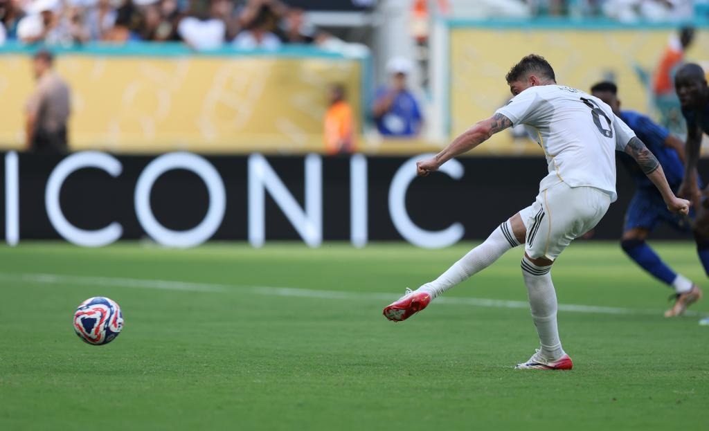 洛杉矶天使王牌投手斯卡格斯（Tyler Skaggs）不幸客死异乡，全联盟降半旗致哀